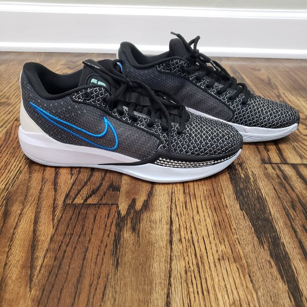 NEW Women's Nike Womens Sabrina 1 Family Bonds Basketball Shoes